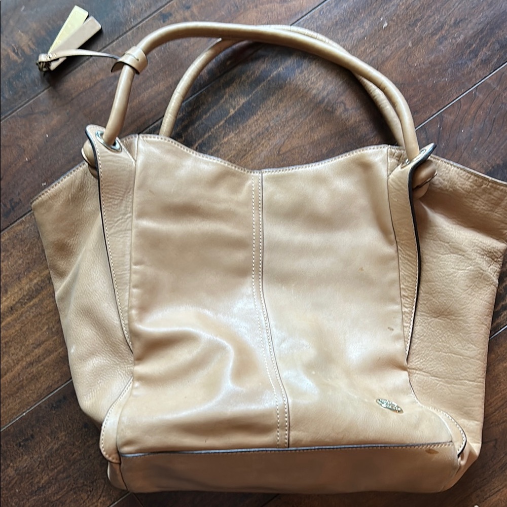 Vince Camuto Elegant Tan Leather Tote Bag